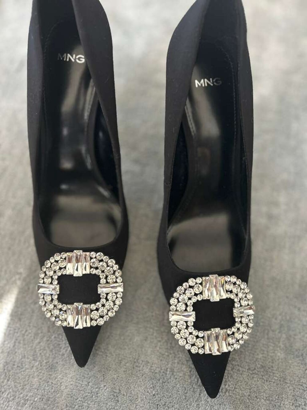 MNG Jet Black Stiletto | Matte Fabric with Diamond Brooch | Sleek 10 cm Heel